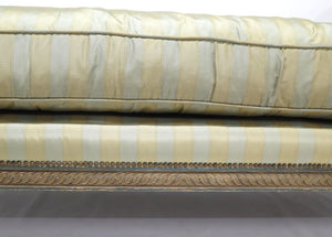A Nicely Carved Louis XVI Paint and Parcel Gilt Daybed
