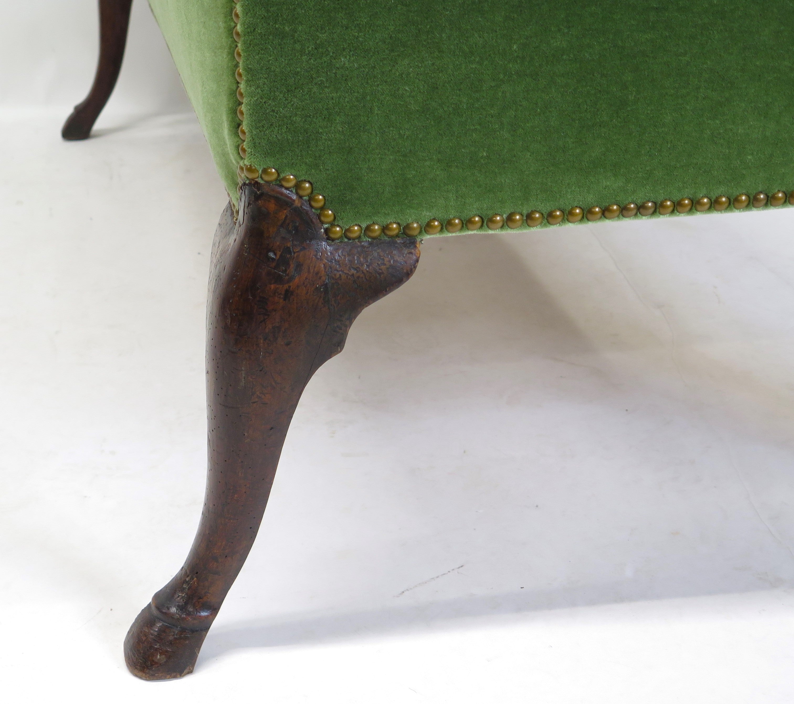 Early George II Settee, circa 1730s, in Moss Green Mohair Velvet