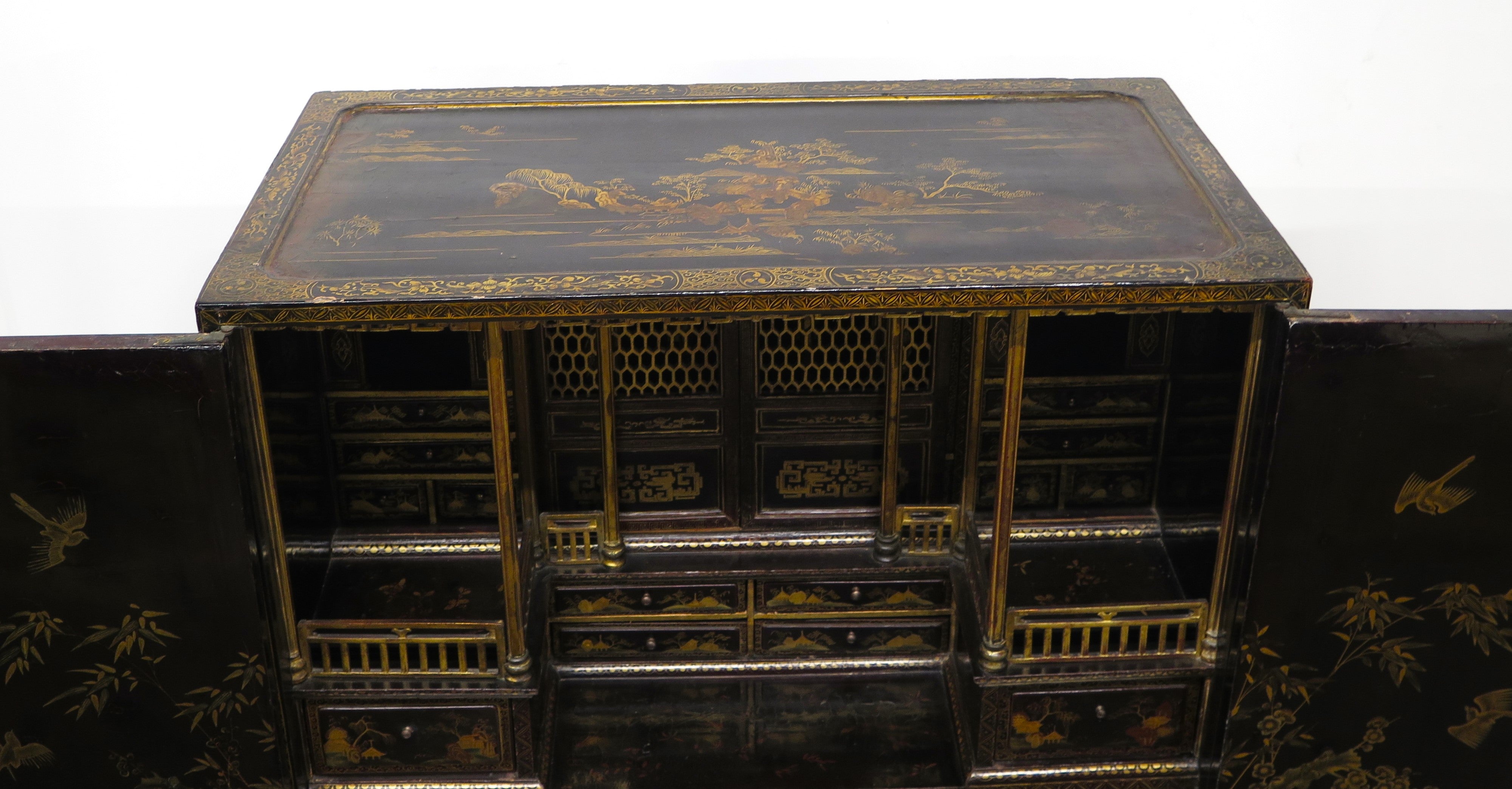 Late 18th Century Rectangular Chinese Export Lacquered Cabinet on Stand
