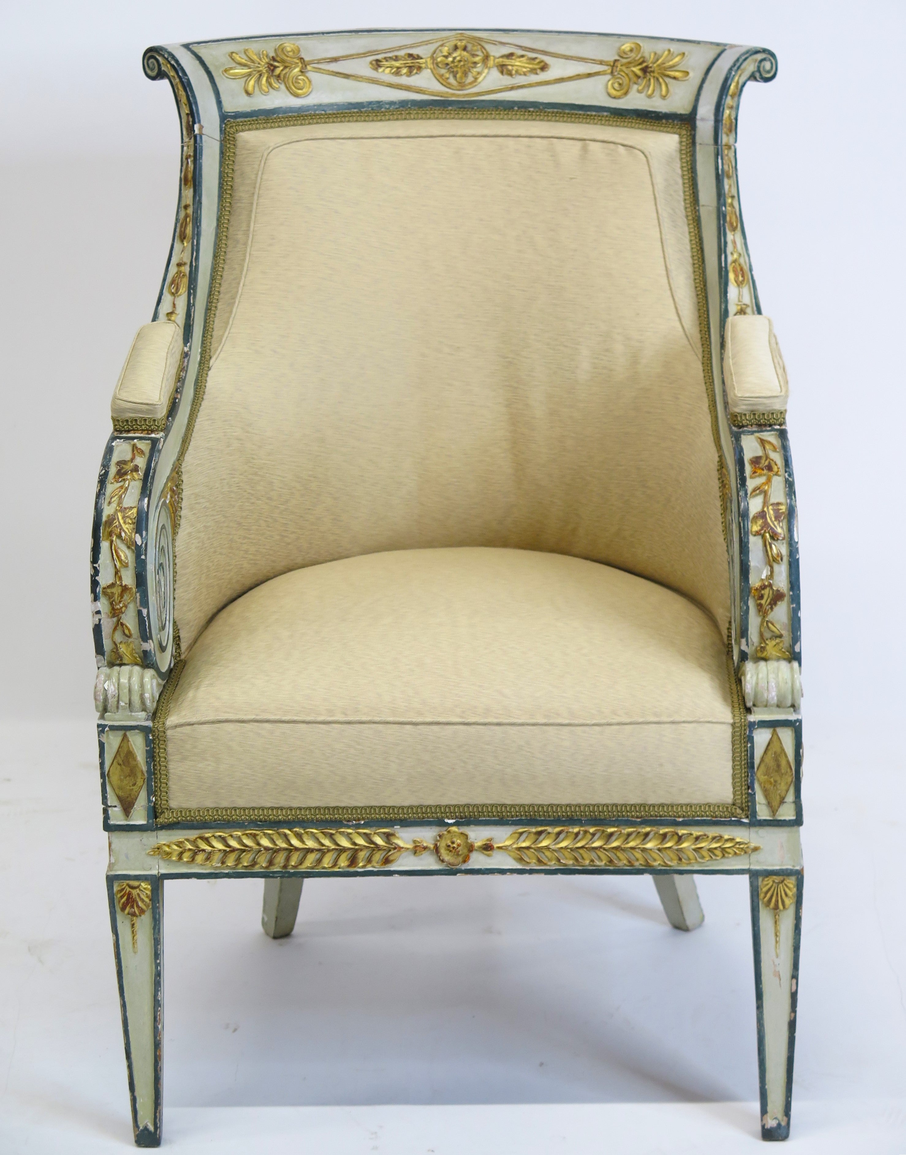 A beautiful Russian Empire Paint and Parcel Gilt Bergere