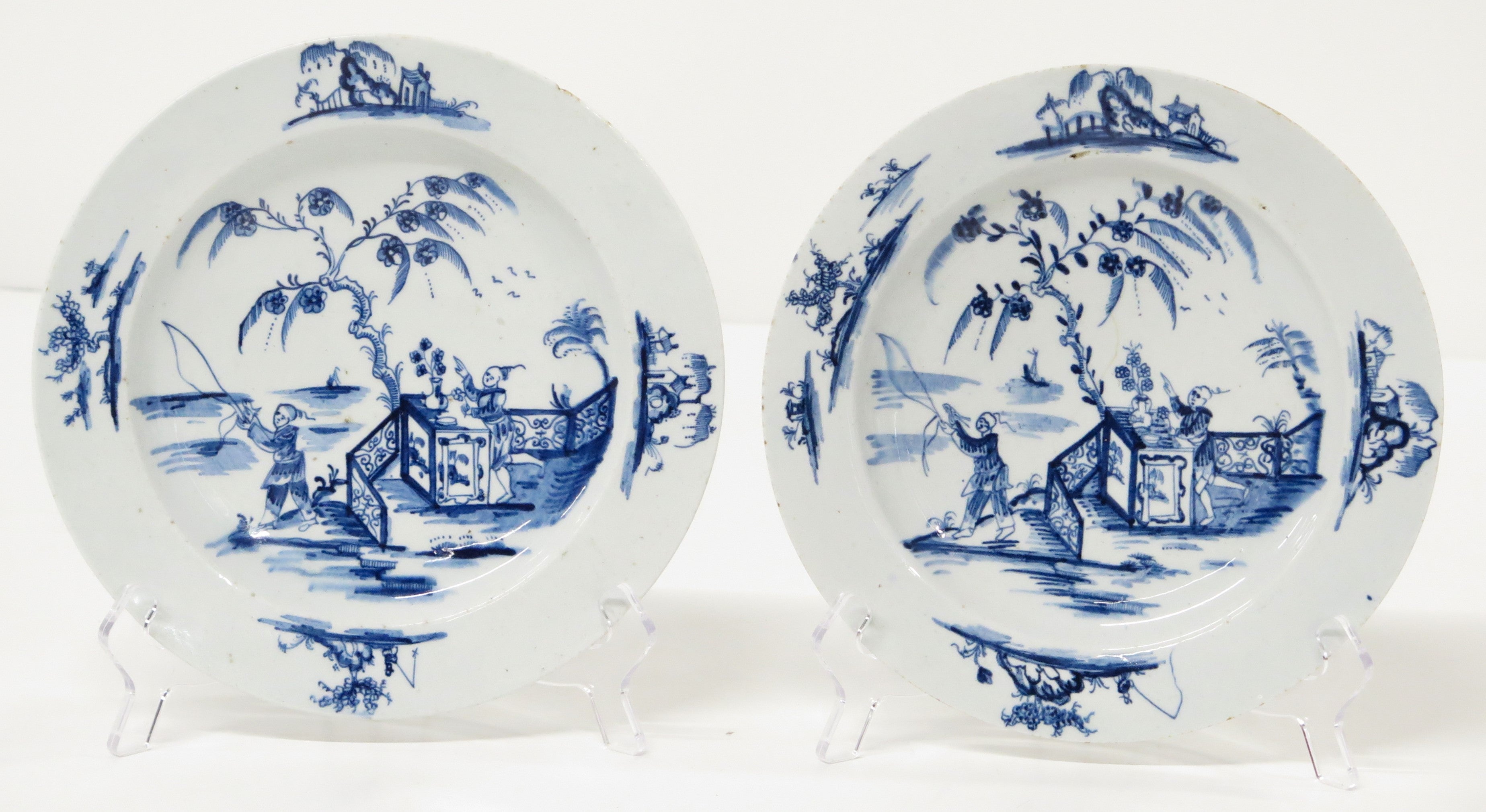 Pair of Blue and White Lowestoft Chinese-Style Plates, circa 1768-70
