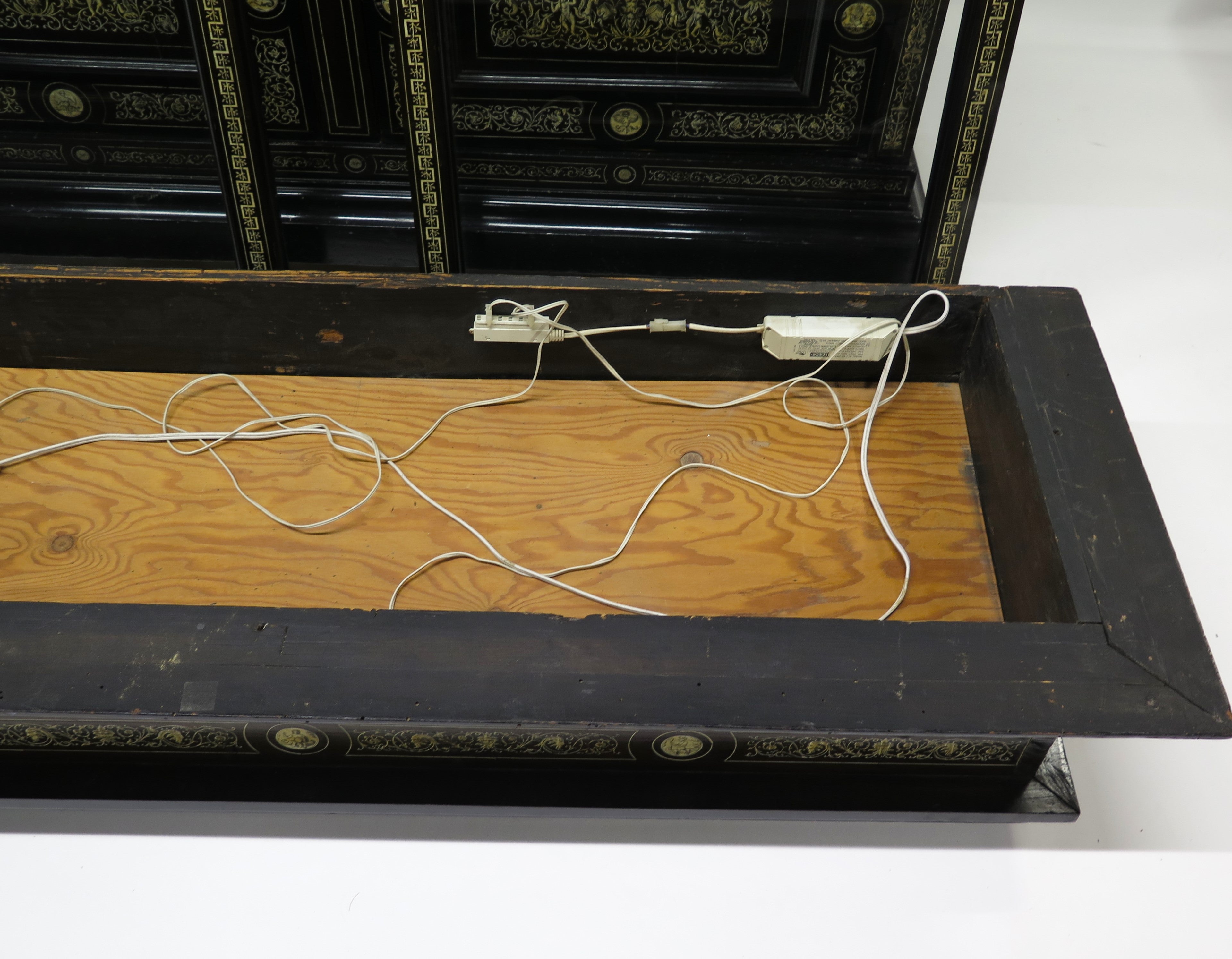North Italian Ebonized Marquetry Inlaid Vitrine Cabinet Illuminated