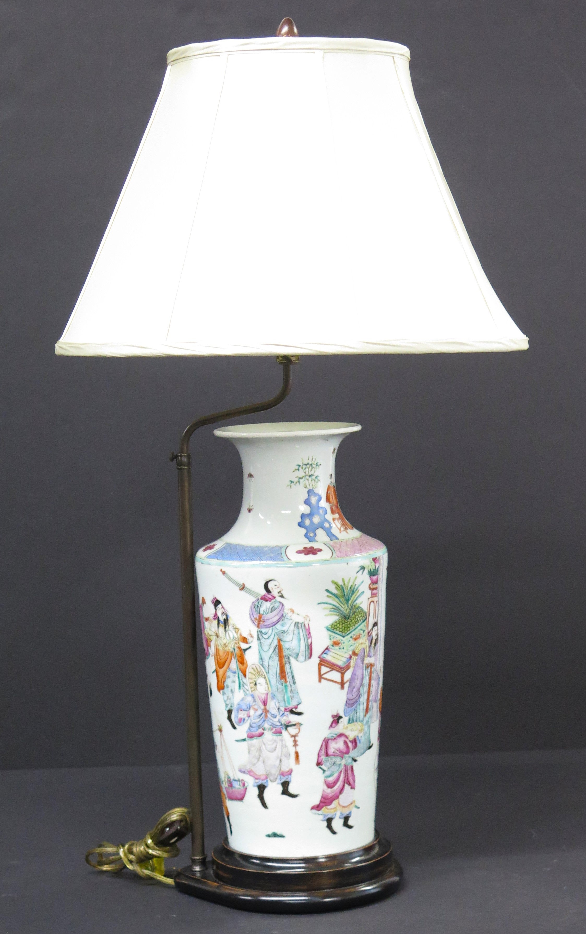 19th Century Chinese (Qing) Famille Rose Porcelain Vase