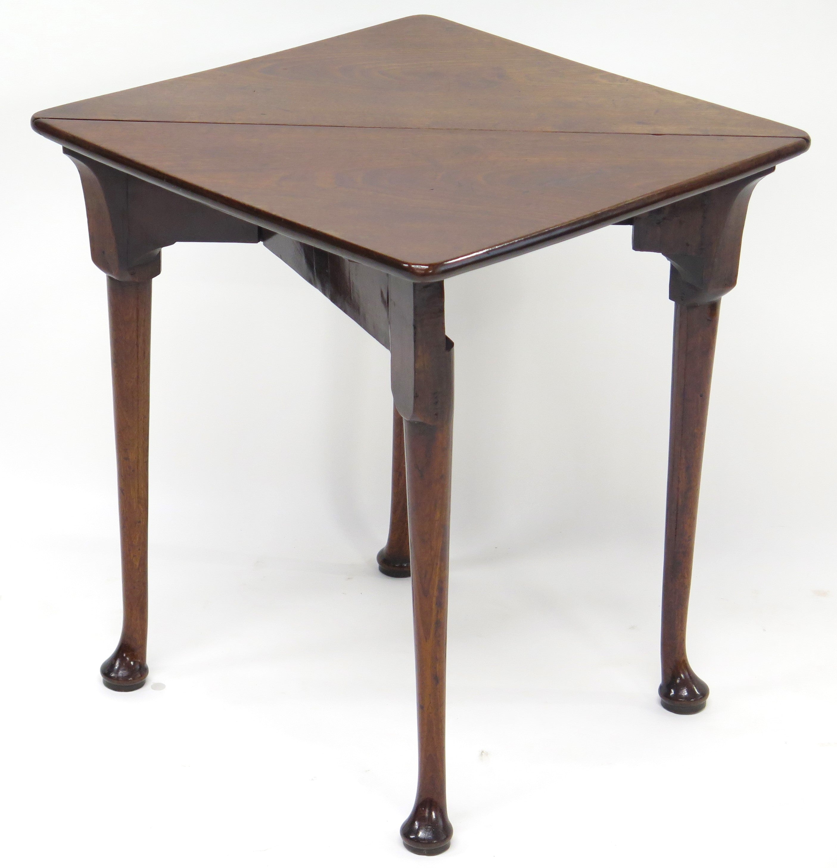 A George III mahogany drop leaf corner table