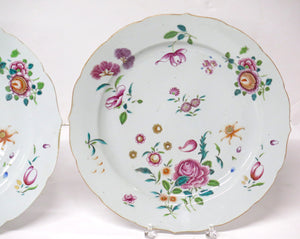Pair of Chinese Famille Rose "Deutsche Blumen" Foliate-Shaped Export Porcelain Chargers