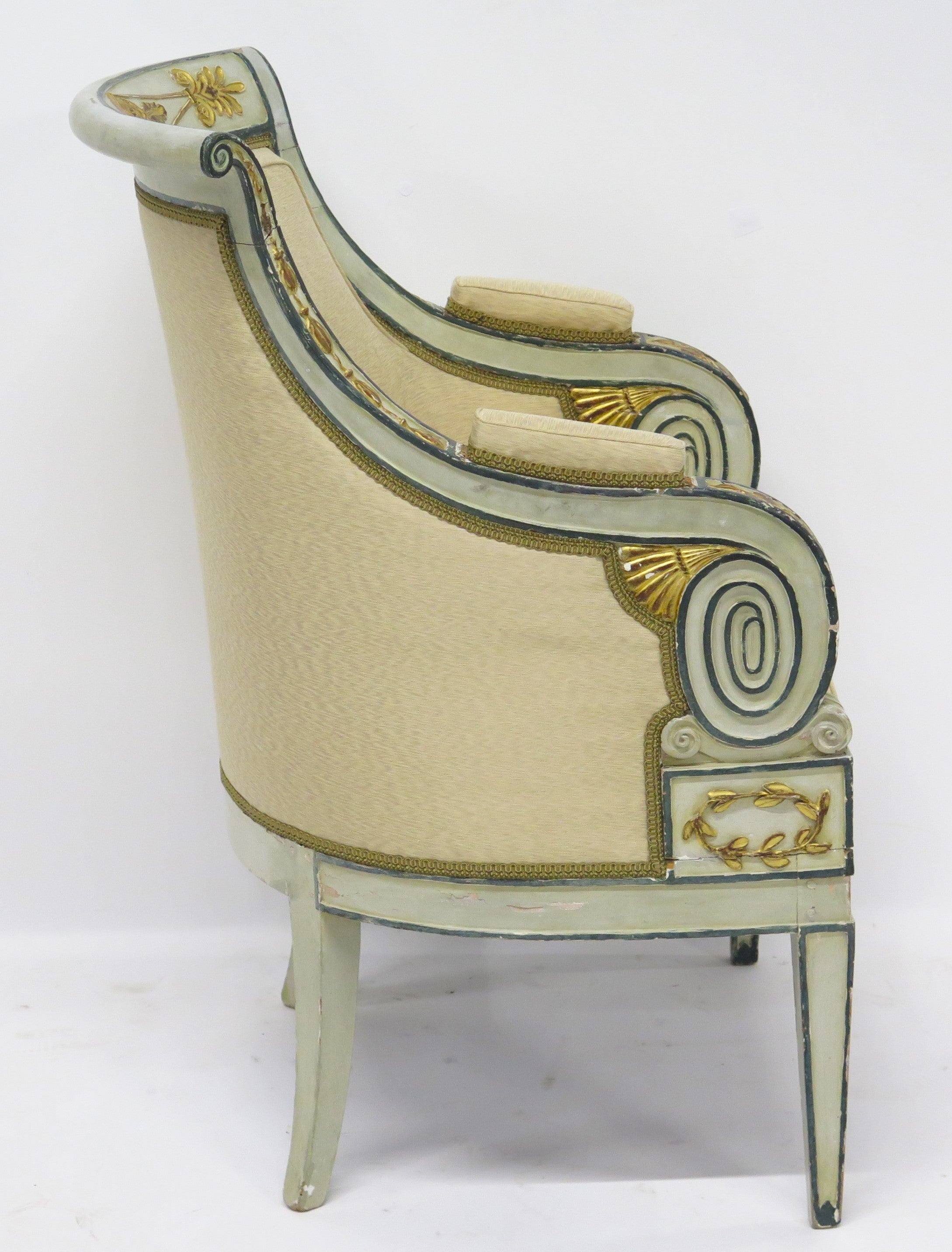 A beautiful Russian Empire Paint and Parcel Gilt Bergere