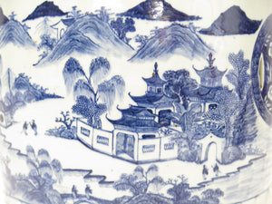 A Blue and White Chinese Quing Dynasty "Qian Pattern Embroidered" Garden Seat