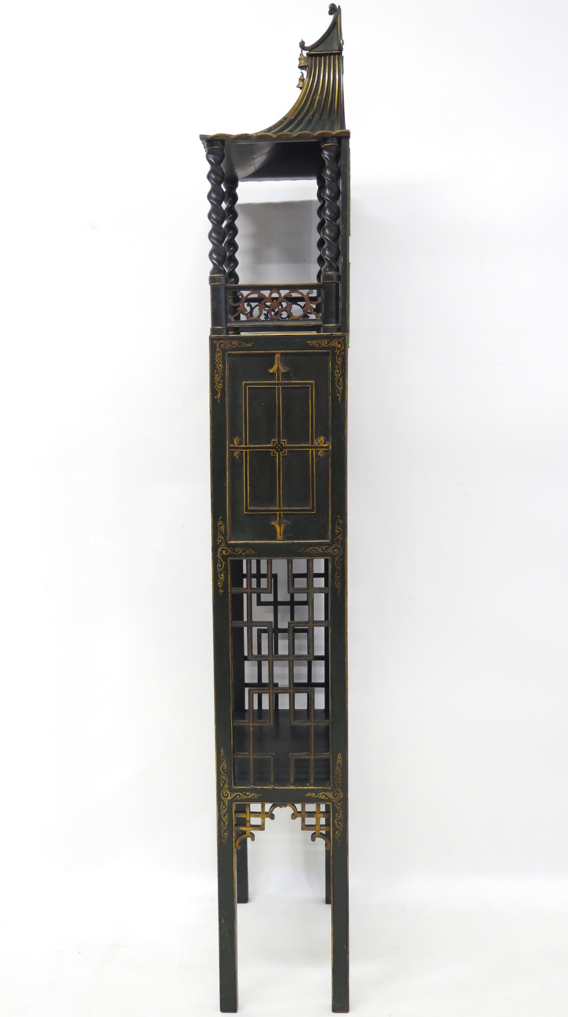 Chinese Chippendale-Style Pagoda Etagere