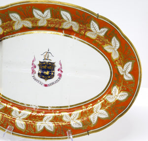 A Large Chamberlain's Worcester Porcelain Meat Platter  (1800-1810)