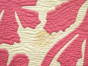 Beautiful Pink and White Hawaiian Applique Quilt