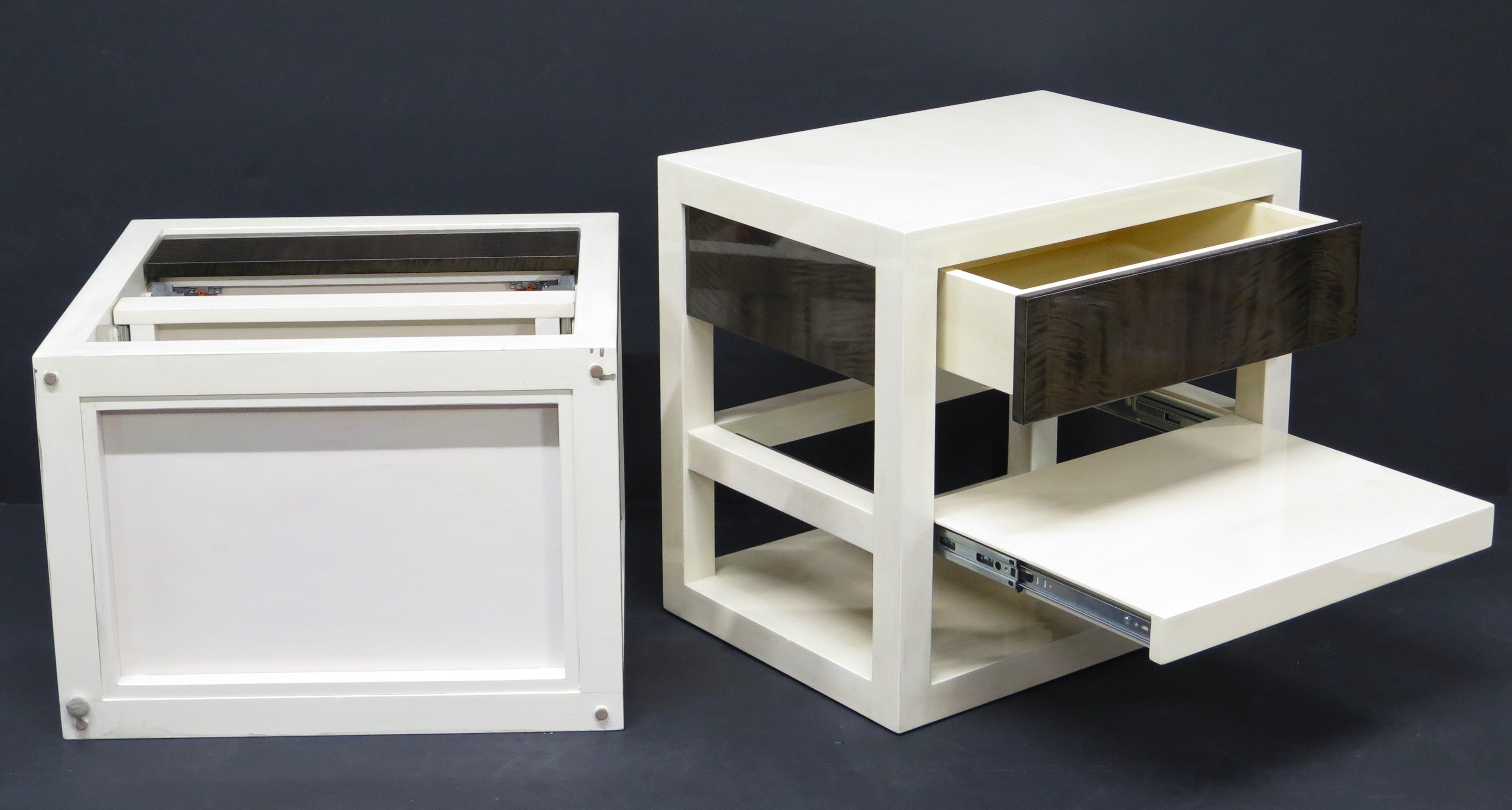 Pair of Highly Lacquered Side Table / Nightstands