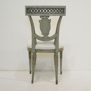 Set of Six (6) Italian Neoclassical Style Side Chairs / Paint and Parcel Gilt