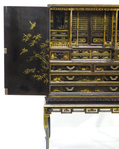 Late 18th Century Rectangular Chinese Export Lacquered Cabinet on Stand