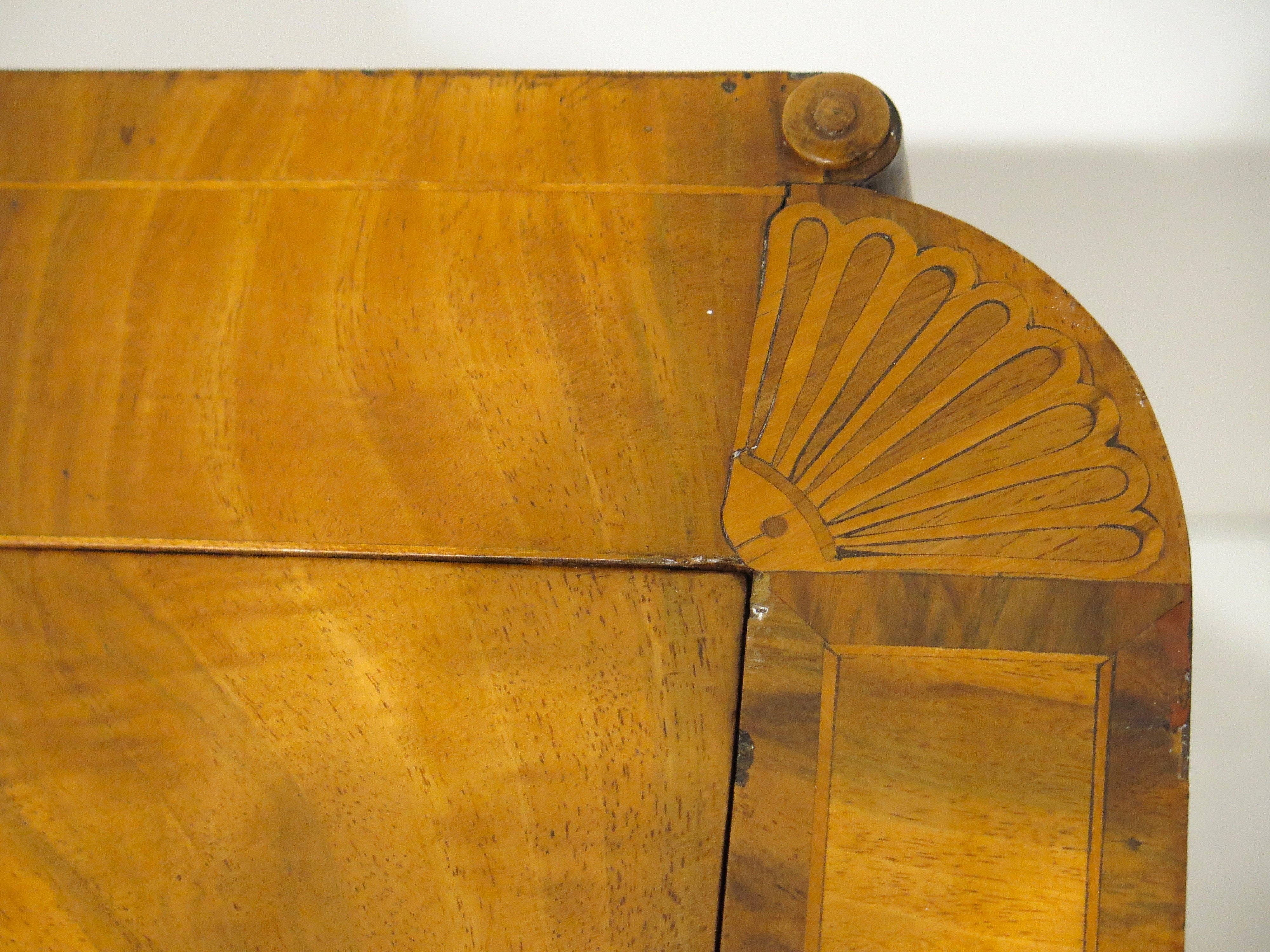 Early 19th Century Biedermeier Commode