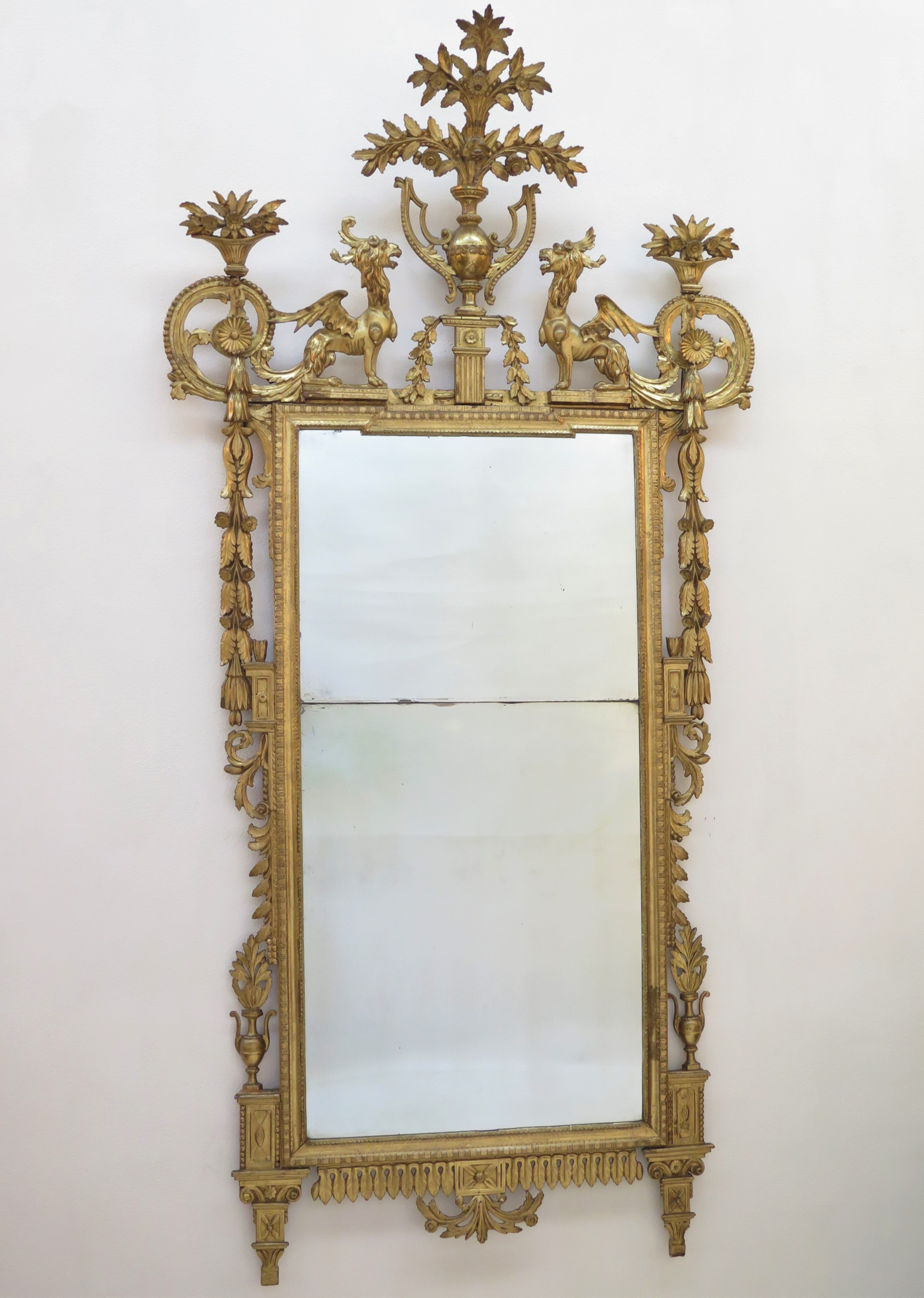 18th Century Italian (Tuscan) Neoclassical Giltwood Pier Glass