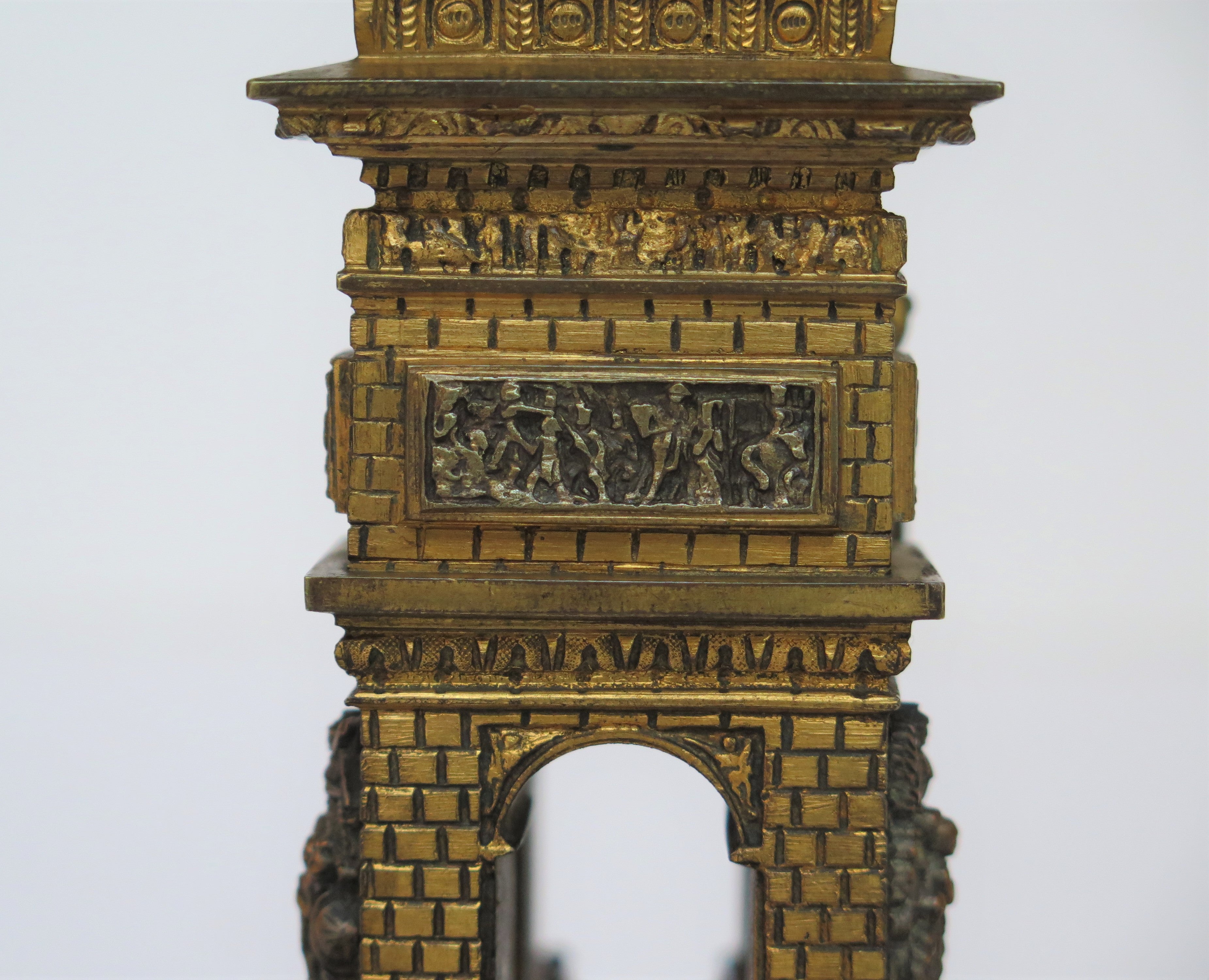 Grand Tour Souvenir / Arc de Triomph in Gilt Bronze